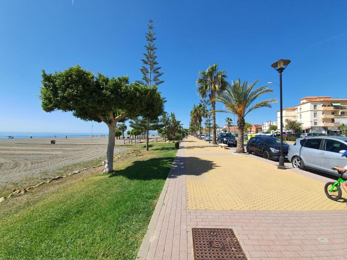 Boutique Apartment Near The Beach, 1 Gbps Wi-Fi Malaga Zewnętrze zdjęcie